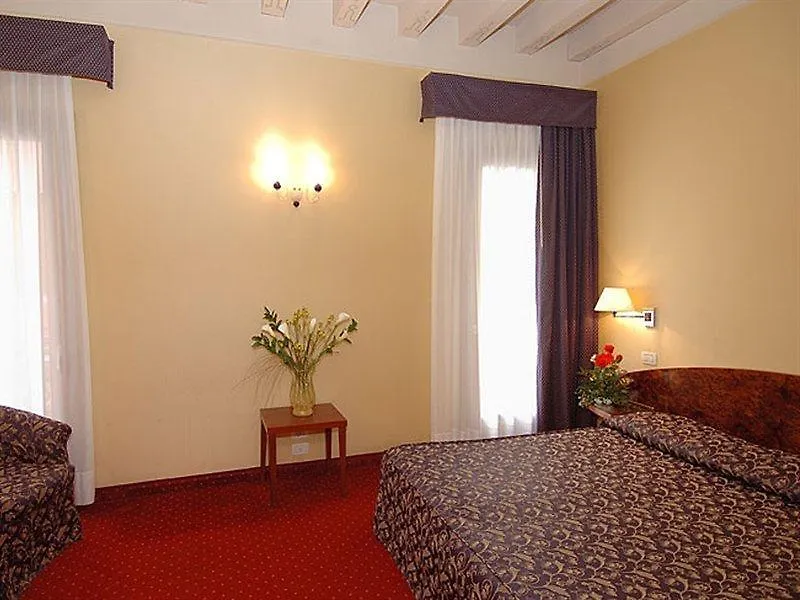 Hotel Ca' Del Campo Venezia 3*,  Italia