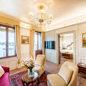 Monaco & Grand Canal Venedig