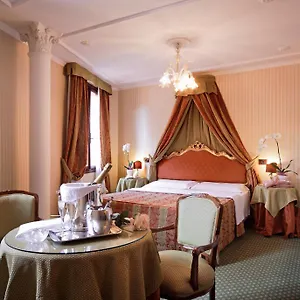 https://kette.hotelslidodijesolo.com