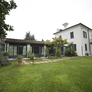 https://villa-franca-in-franciacorta.it-lombardy.com