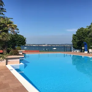 Holiday Sirmione Apartments Apartment